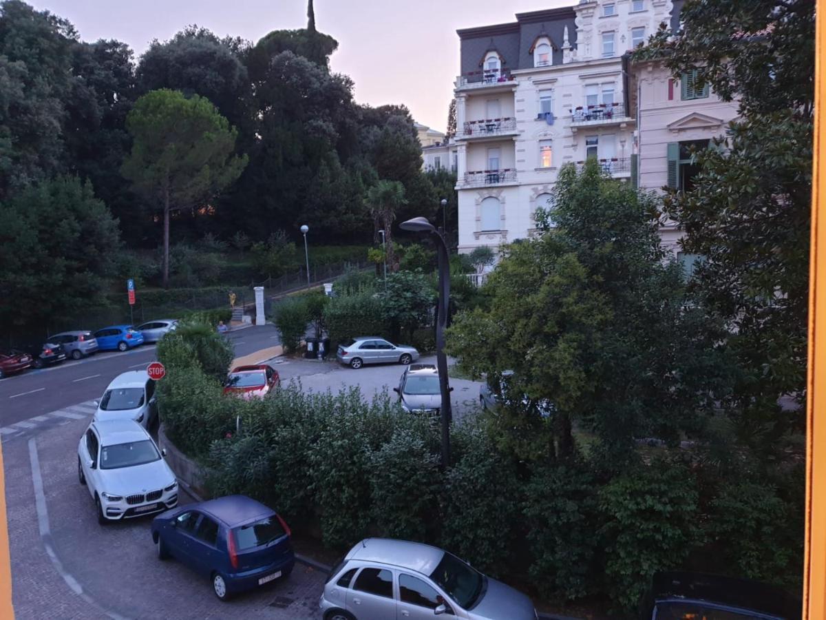 Apartment Sea Promenade - Opatija Center Luaran gambar